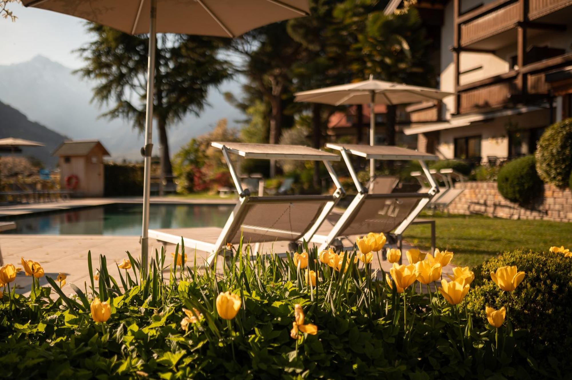 Hotel Salgart Merano Bagian luar foto
