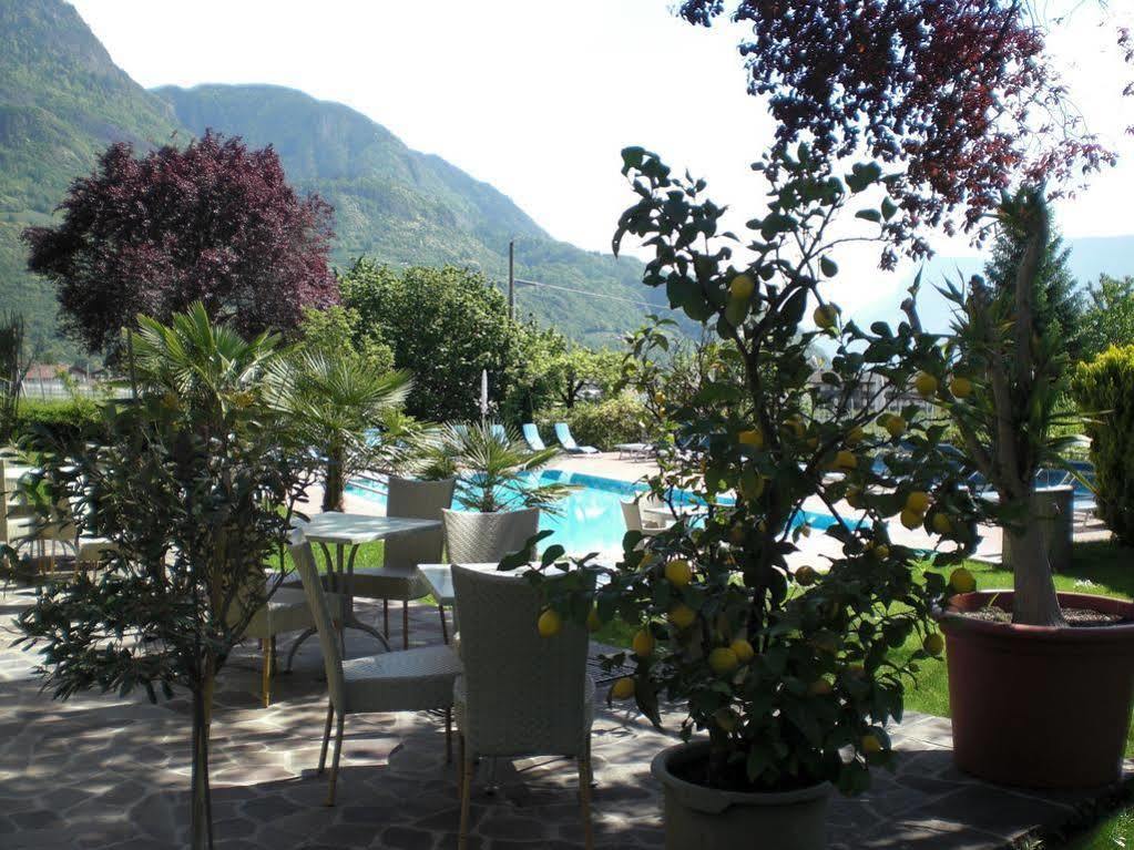 Hotel Salgart Merano Bagian luar foto