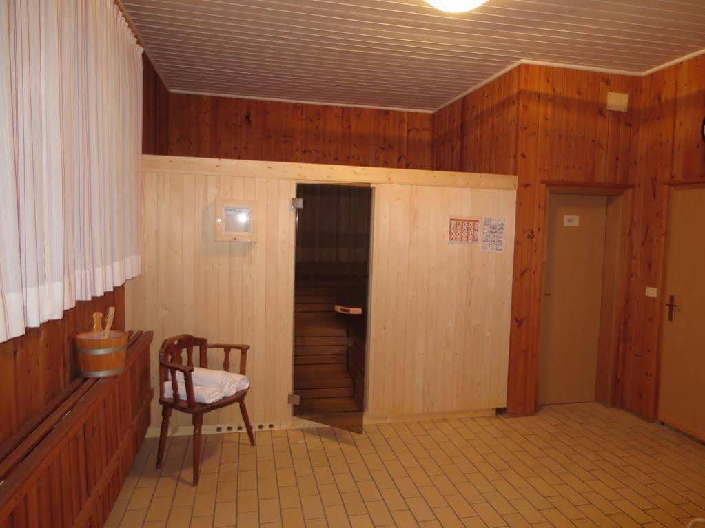 Hotel Salgart Merano Bagian luar foto